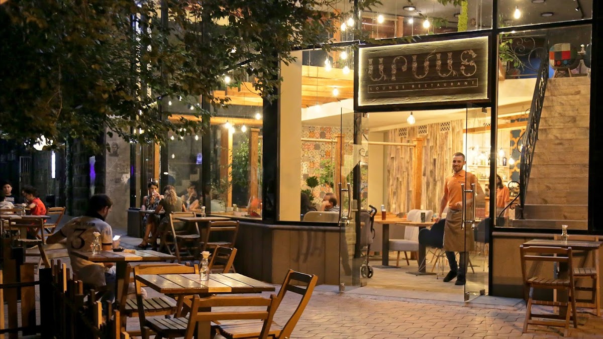 Armat Lounge Restaurant